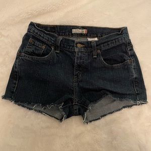 Cut off Levi’s Short Curvy Size 4